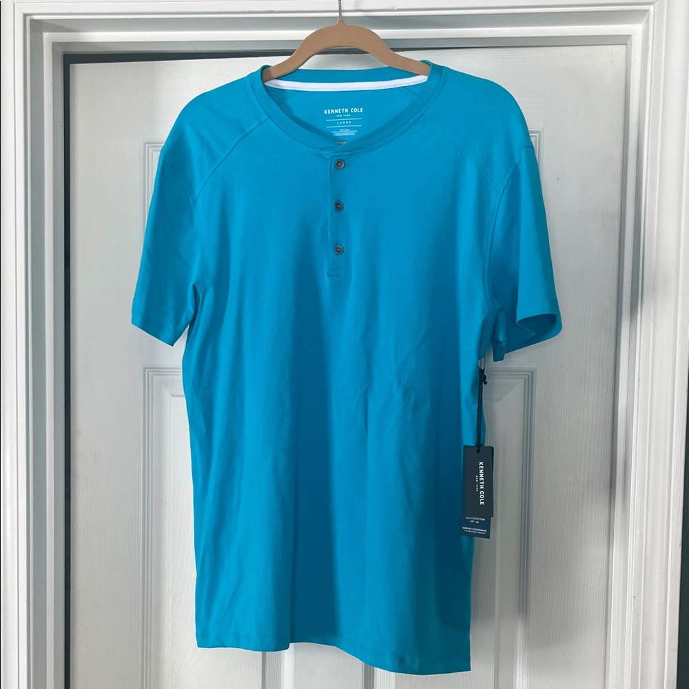 Kenneth Cole Turquoise Short Sleeve Tee with Sun protection